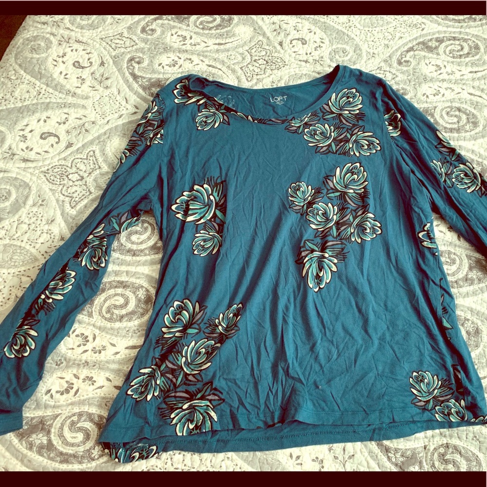 Loft long sleeved shirt